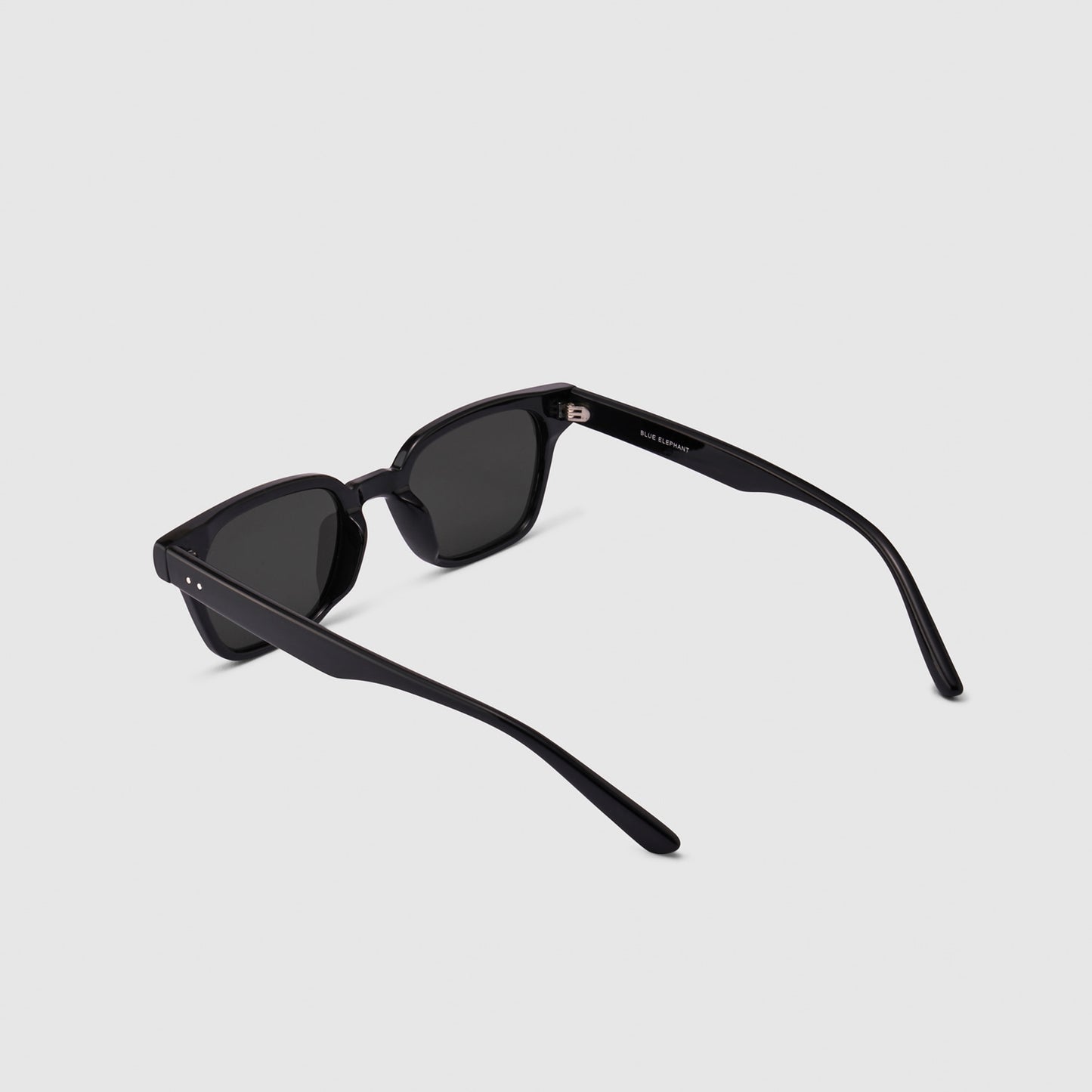 BLUE ELEPHANT - RIKA-S Black