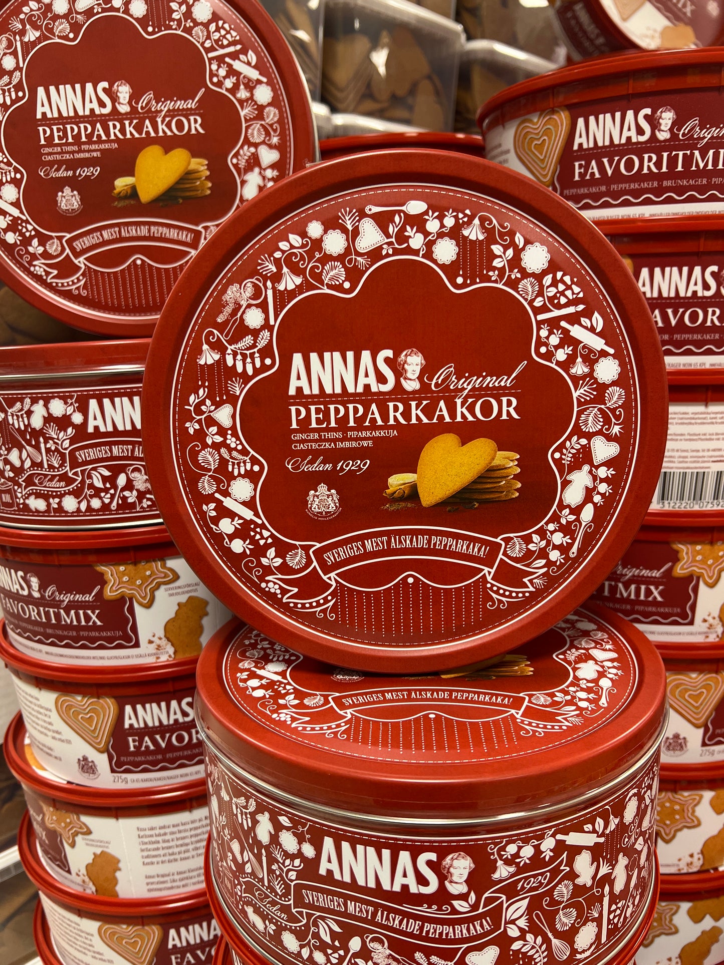 ANNAS Original Pepparkakor (Ginger Cinnamon) Christmas Gift Tin 425g