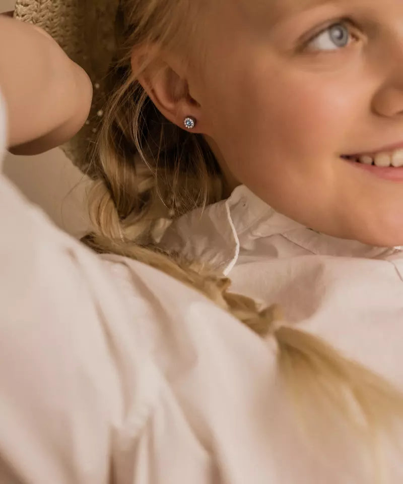 Natural Titanium Brilliance Aquamarine Halo 6mm