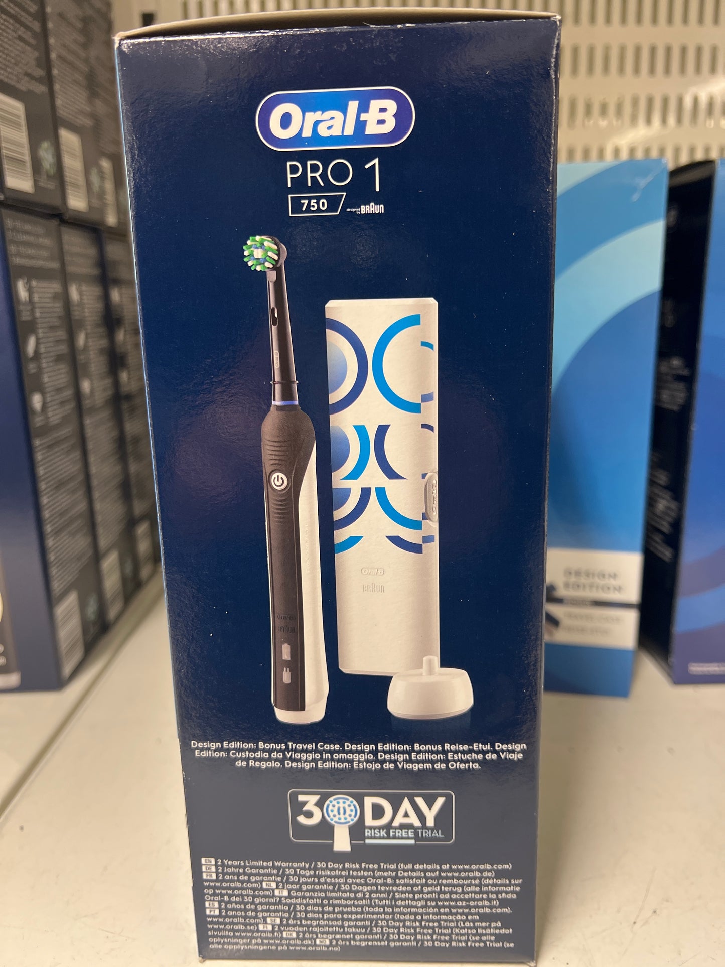 Oral-B Pro 1 (750) Design Edition w/ Travel Case