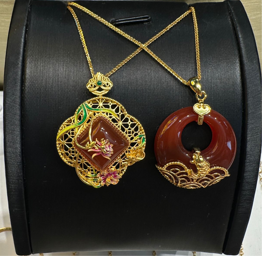 Genuine Red Jade Pedant w/ Necklace 925 Silver (Gold Plated) 48cm I