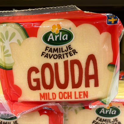 Arla Gouda Cheese 28% Fats 1.2kg (More than 120slices) SWEDEN