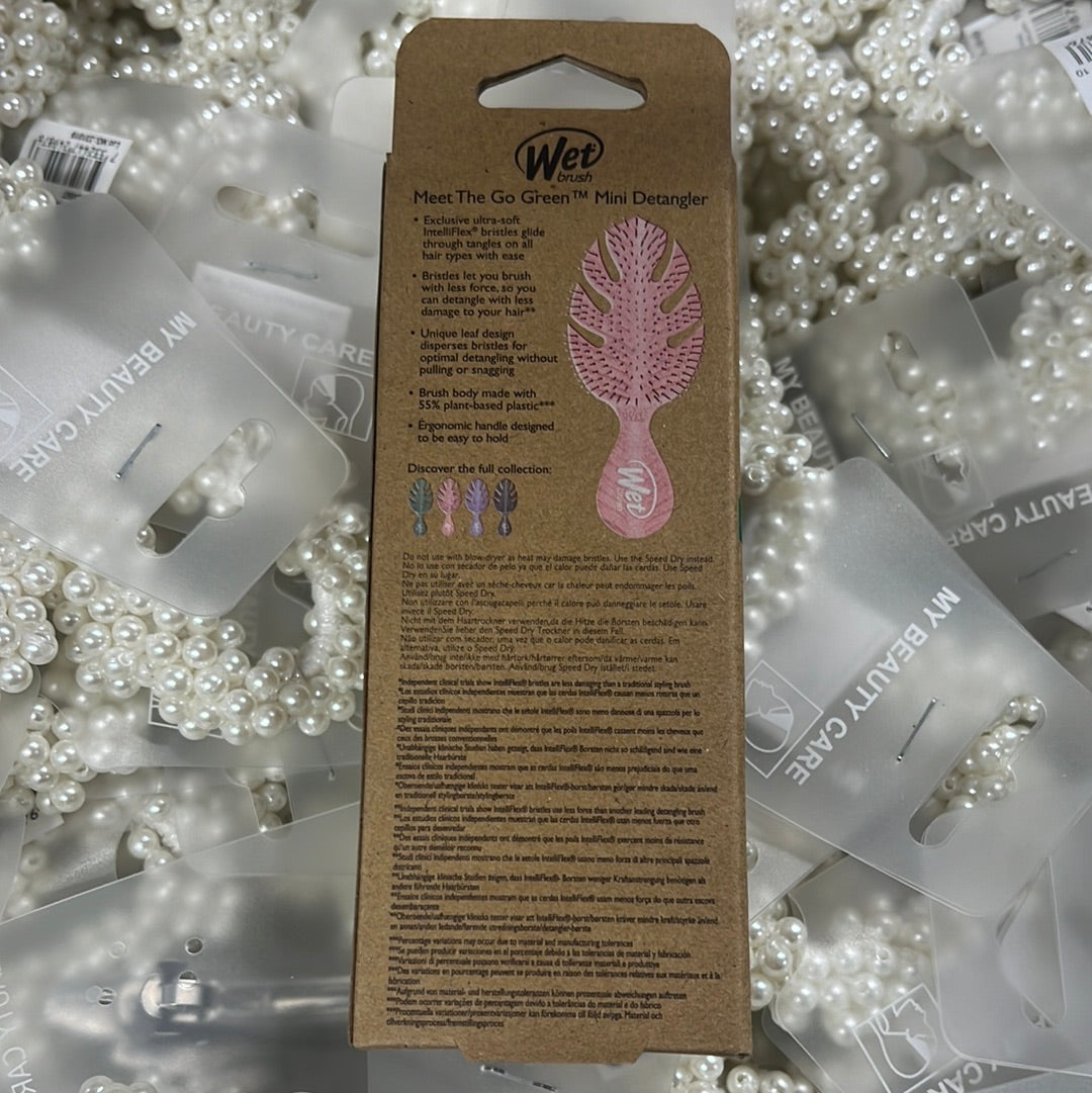 WET Brush Go Green Mini Detangler Pink