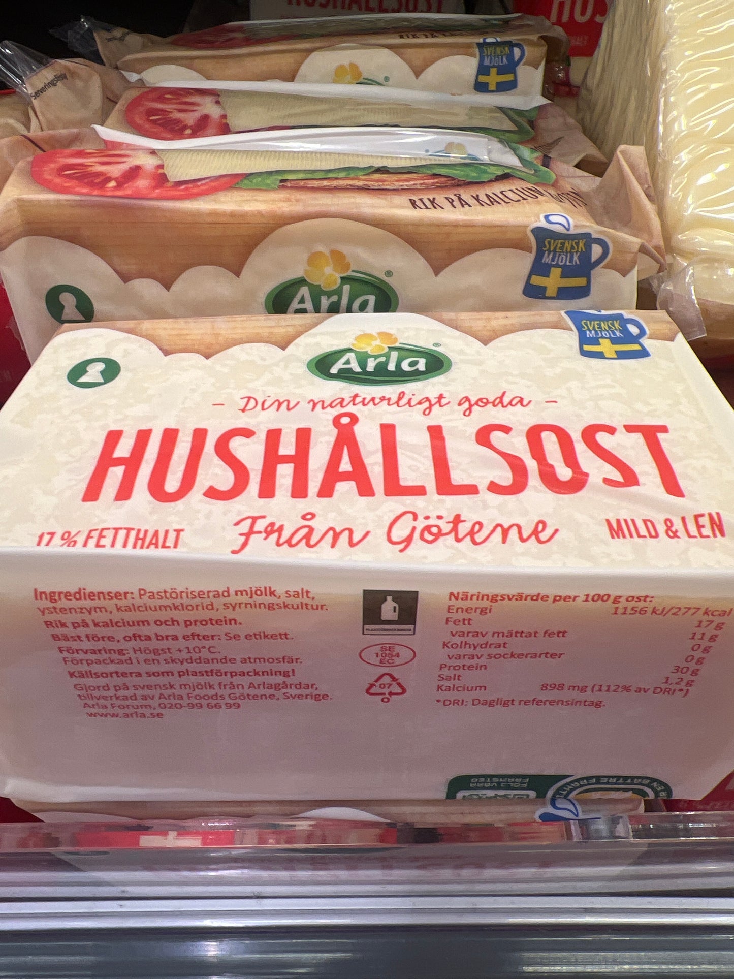 Arla Household Cheese Mild 17% Fats 500gm (More than 50slices)