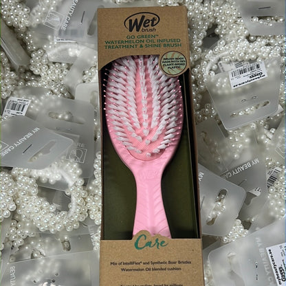 WET Brush Go Green Palm Treatment & Shine Brush (Watermelon oil infused Cushion)