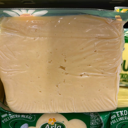 Arla Hops Cheese 28% Fats (ORGANIC) 1.2kg (More than 120slices) SWEDEN