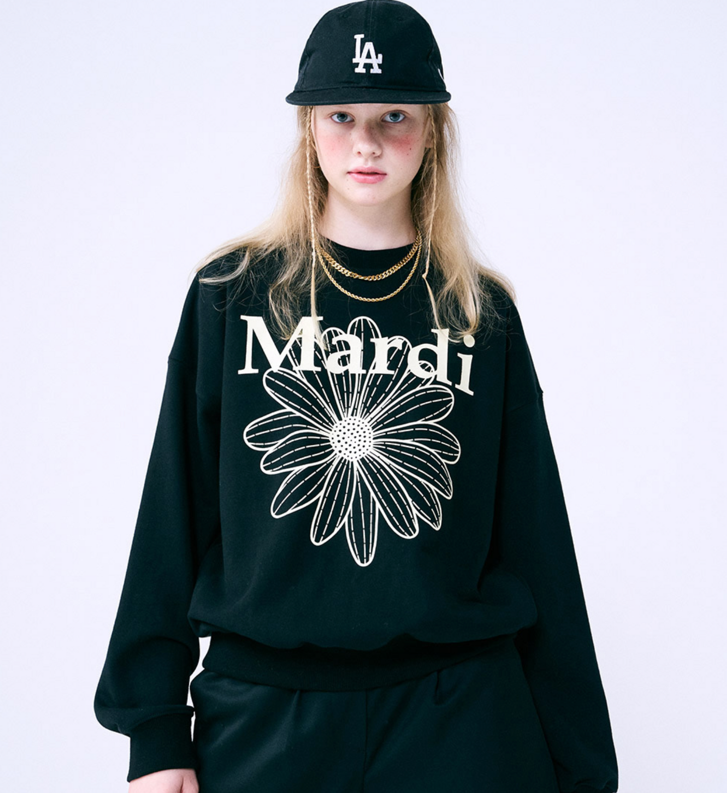 MARDI MERCREDI -  SWEATSHIRT FLOWERMARDI - BLACK CREAM