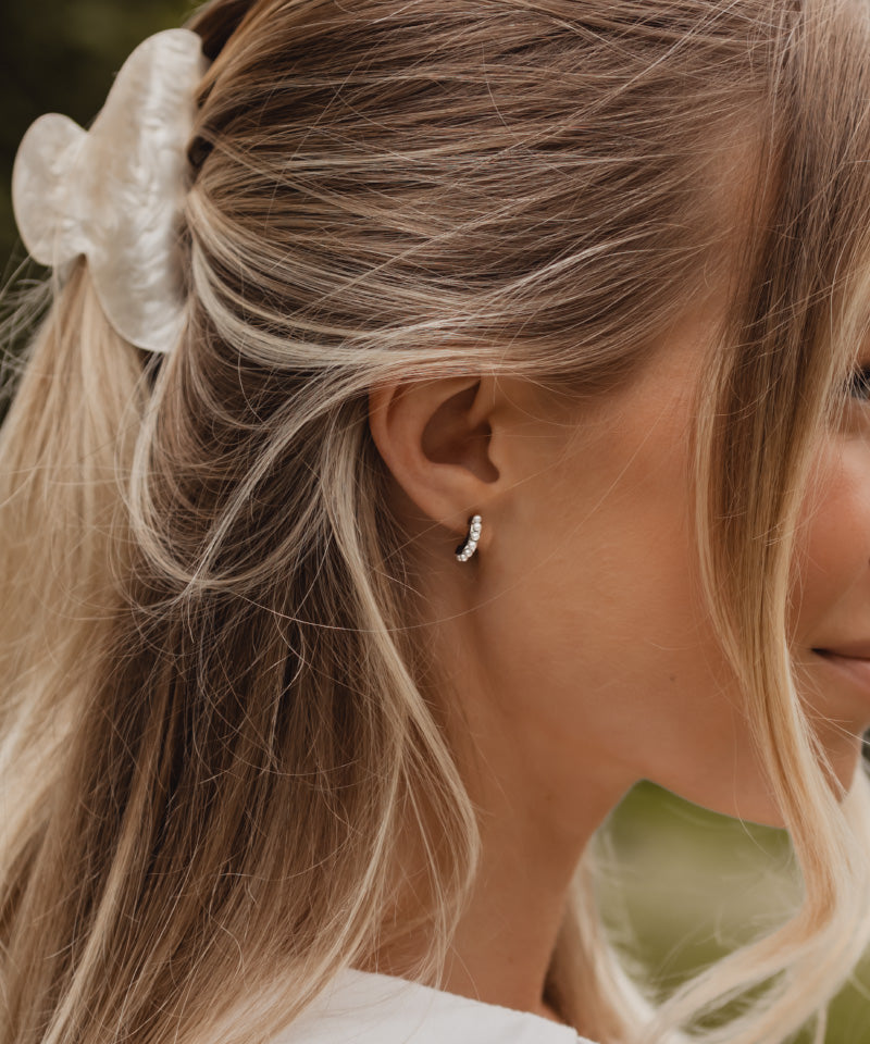 Natural Titanium Curved Pearl 10mm (New)