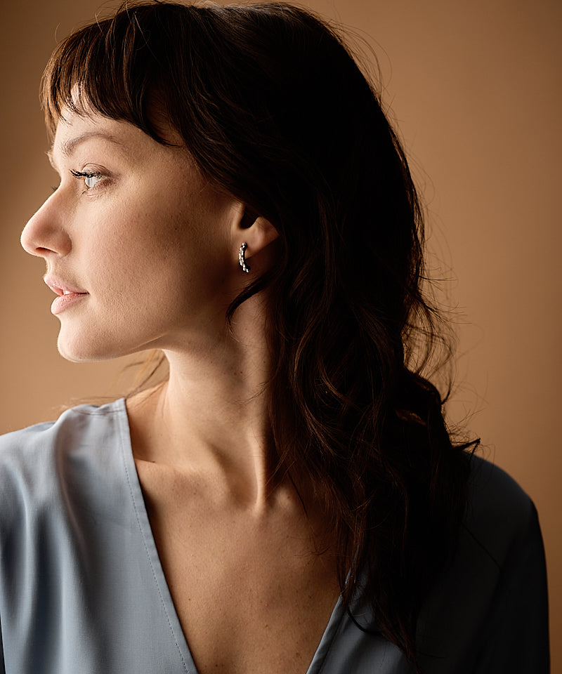 Natural Titanium Curved Mixed Pearl Crystal 15mm (New)